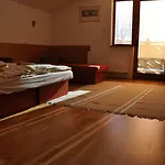 Privat 200 منزل للإقامة *